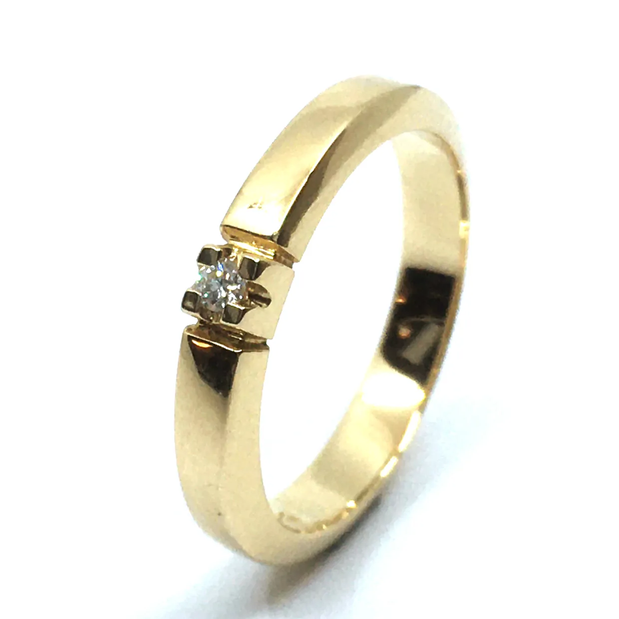 14 KT. ALLIANCE RING GULD MED BRILLANT 1X0,03 CT. W/SI