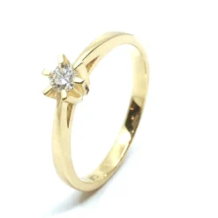 14 KT. GULD CARLA RING MED BRILLANT 0,15 CT. W/SI