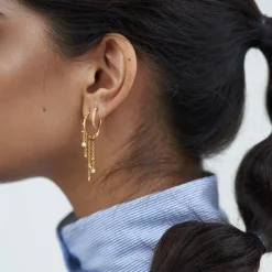 BYBIEHL ØRERINGE FORGYLDT SØLV JUNGLE IVY MED PERLE - 4-3108P-GP