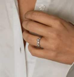 BYBIEHL STARDUST RING SØLV MED ZIRKONIA - 5-4607a-R