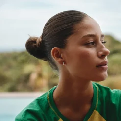 CAMILLE BRINCH HUGGED ESSENTIA ØRESTIK I SØLV - HEE-S