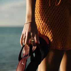 CAMILLE BRINCH LARGE TWISTED ARMBÅND I FORGYLDT SØLV 18 CM - LTSPB-FG-18