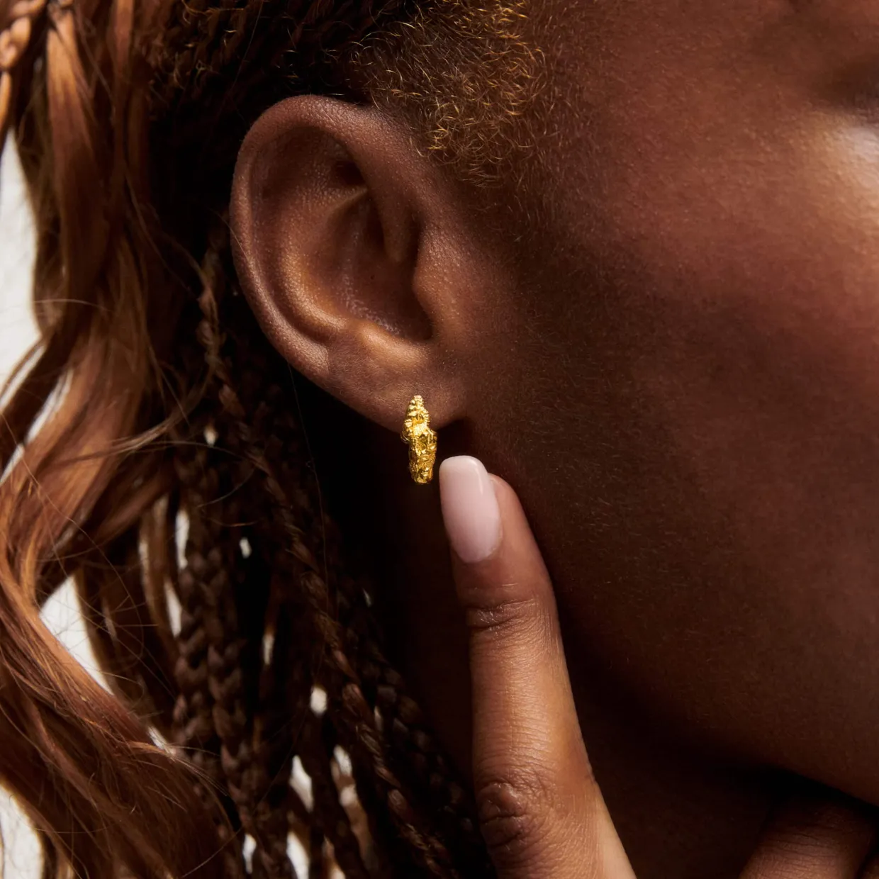 CAMILLE BRINCH LILLE LEVITATE CRUSH ØRERINGE FORGYLDT SØLV - SLCRH-FG