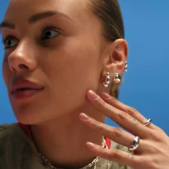 CAMILLE BRINCH SMALL BOUNCY PUFFER ØRERINGE SØLV - SBPUE