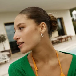 CAMILLE BRINCH SMALL SHINY SPARKLY HOOPS ØRERINGE I SØLV - SSSPH