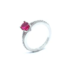 CHRISTOFFERSEN JEWELLERY SØLV RING RHODINERET MED SYNTETISK RØD RUBIN OG ZIRKONIA