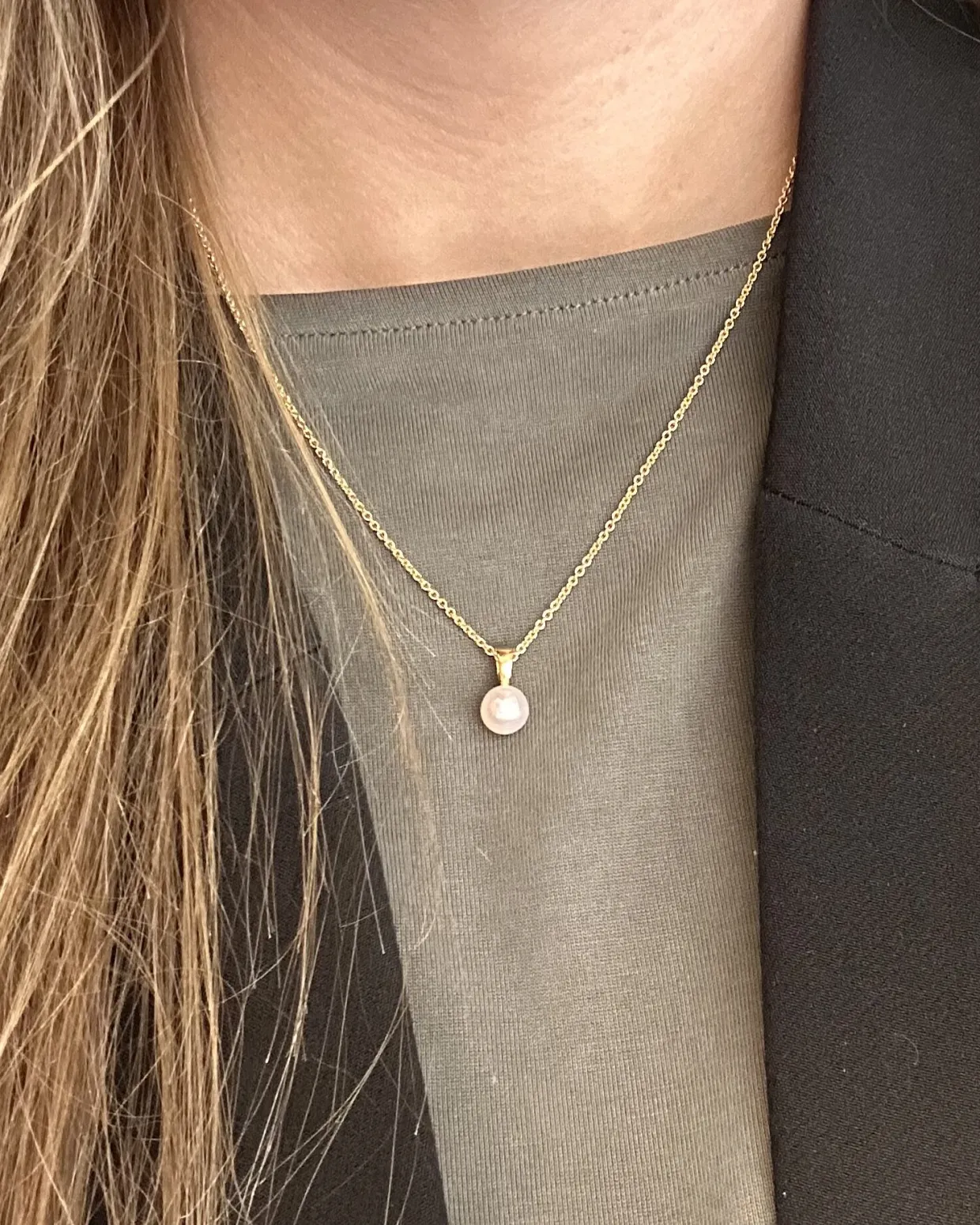 CHRISTOFFERSEN JEWELLERY FERSKVANDSPERLE VEDHÆNG 8 KARAT GULD – 4001528-3