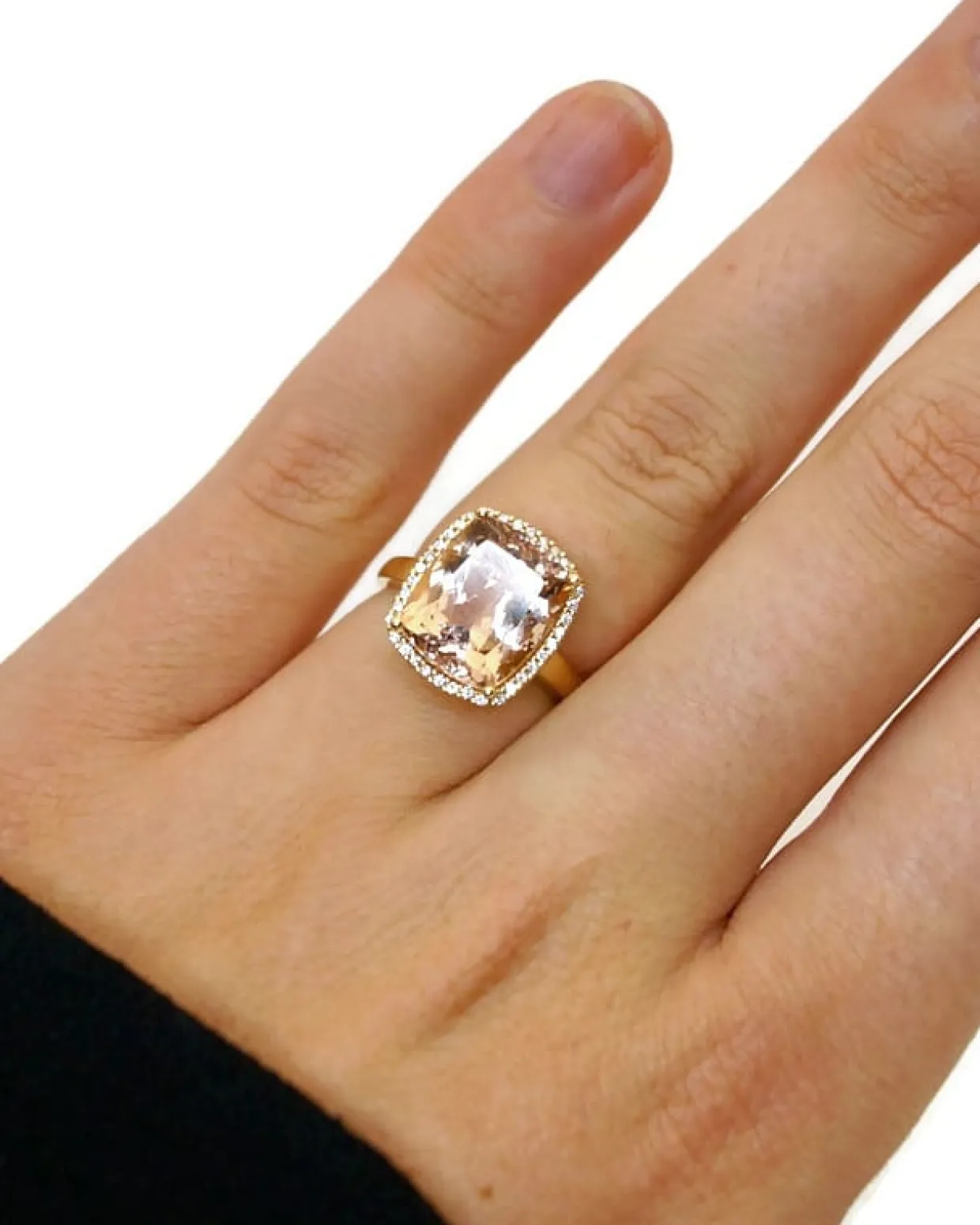 CHRISTOFFERSEN JEWELLERY ROSET RING 14 KARAT GULD MED MORGANIT OG 0,136 CARAT BRILLANTER - 5070956-53