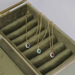 CHRISTOFFERSEN JEWELLERY ROSET VEDHÆNG 14 KARAT GULD MED RUBIN OG BRILLANTER - 4070256G-RU