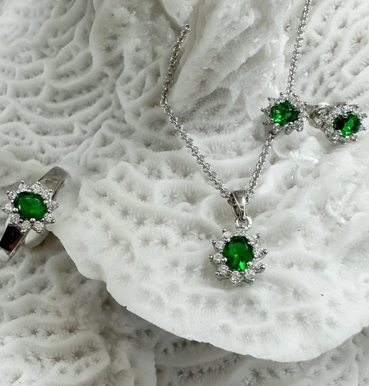 CHRISTOFFERSEN JEWLLERY SØLV ØRERINGE MED GRØN ZIRKONIA - 3070256-16