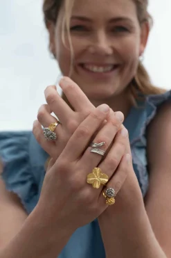 FLORA DANICA FIRKLØVER STATEMENT RING FORGYLDT SØLV - FLC-STRI-G