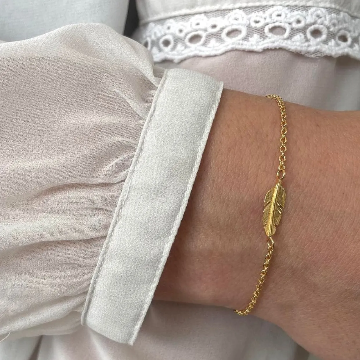 HEIRING FJER ARMBÅND MINI I FORGYLDT SØLV - 51-6-02FG