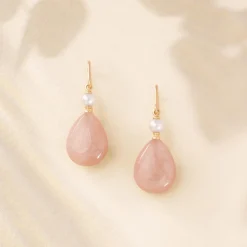 JULIE SANDLAU ELENE ØRERINGE I 14 KARAT GULD MED ROSY MOONSTONE - YG14-HKS829WHPLRSMN