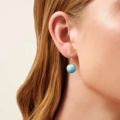 JULIE SANDLAU PRIME ØRERINGE I FORGYLDT SØLV MED TURKIS FARVET KRYSTAL - HKS181GDTQCRCZ