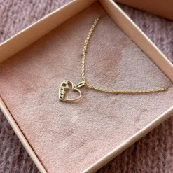 SCROUPLES HJERTE VEDHÆNG I 8 KARAT GULD MED 6 ZIRKONIA STENE - 215683