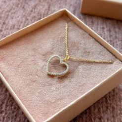 SCROUPLES HJERTE VEDHÆNG I 8 KARAT GULD MED ZIRKONIA - 215583