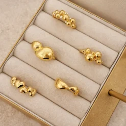 SCROUPLES KUGLE RING I FORGYLDT SØLV - 731102