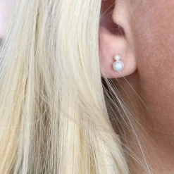 SCROUPLES ØRERINGE I 8 KARAT GULD MED DOBBELT FERSKVANDSKULTURPERLER - 122253