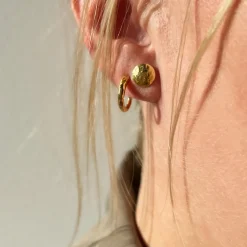 SCROUPLES SINGLE SØLV FORGYLDT ØRERING RUSTIK - 160422-1