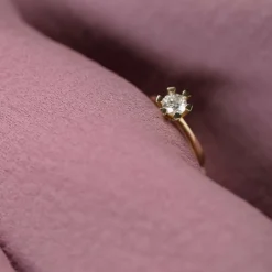 SCROUPLES VIDA 8 KARAT GULD RING MED BRILLANT 0,25 CARAT - 7813,25