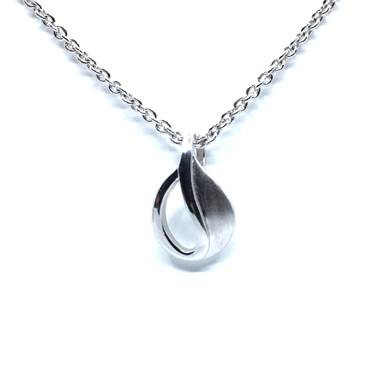 SØLV HALSKÆDE MED VEDHÆNG UDEN STEN MAT/BLANK