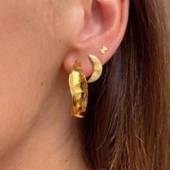 STINE A LIQUID HOOP SØLV FORGYLDT ØRERING HAMRET - 1358-02-S