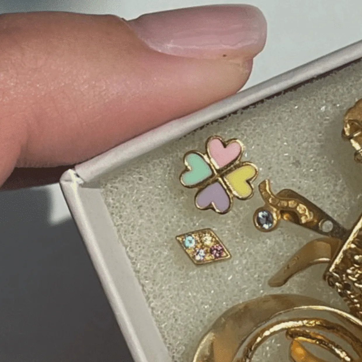 STINE A LOVE HEART CLOVER ØRERING SØLV FORGYLDT - 1296-02-S